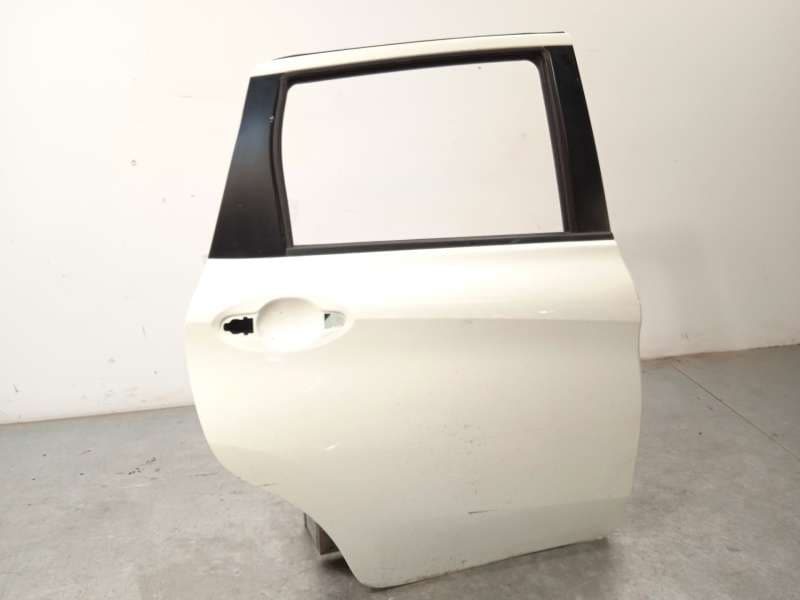 Recambio de puerta trasera derecha para nissan note visia referencia OEM IAM H21003VVMA - Blanco 2