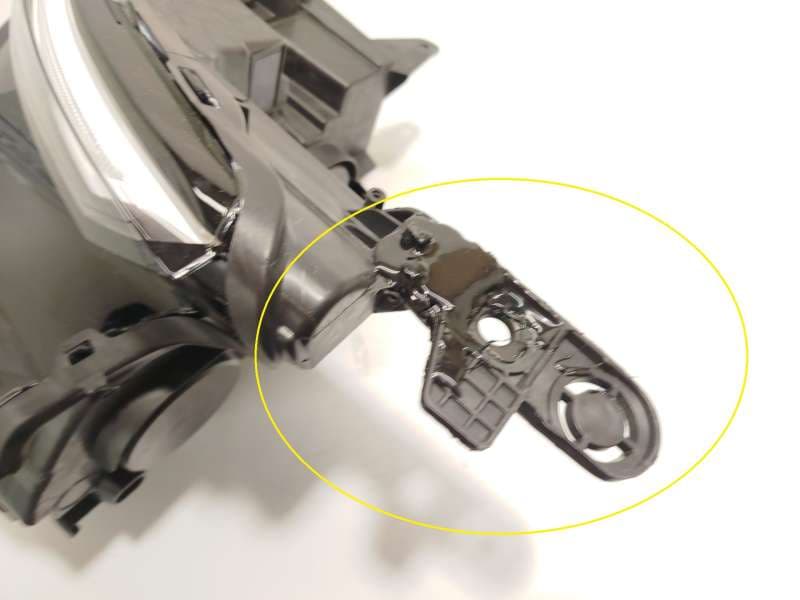 Recambio de faro izquierdo para citroën c4 iii 1.2 referencia OEM IAM 9830649480  73374697 7