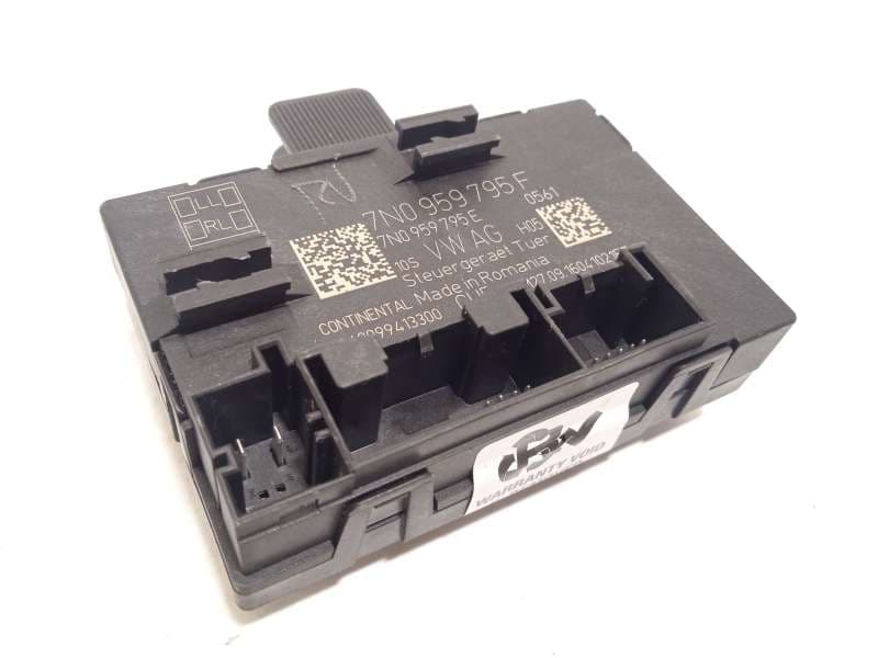 Recambio de modulo confort para skoda yeti 1.2 tsi referencia OEM IAM 7N0959795F - Blanco