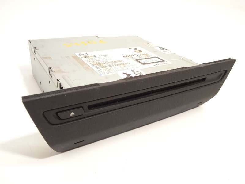 Recambio de sistema audio / radio cd para mazda 3 (bm, bn) 2.2 d referencia OEM IAM BHP3669G0 - Rojo