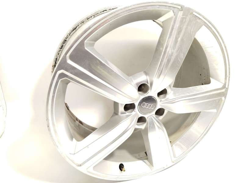 Recambio de llanta para audi e-tron (gen) 50 quattro referencia OEM IAM 4KE601025S - Negro