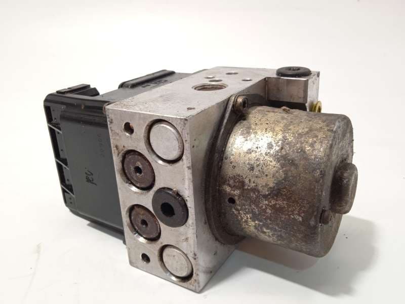 Recambio de abs para nissan x-trail i (t30) 2.5 4x4 referencia OEM IAM 47600AR005 2