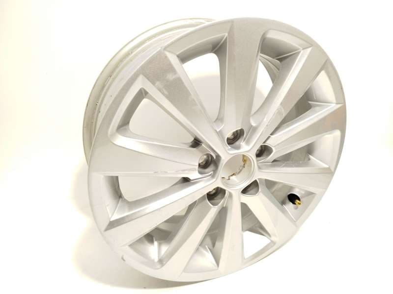 Recambio de llanta para seat ibiza v (kj1, kjg) 1.0 tsi referencia OEM IAM 6F0601025G8Z8 - Blanco