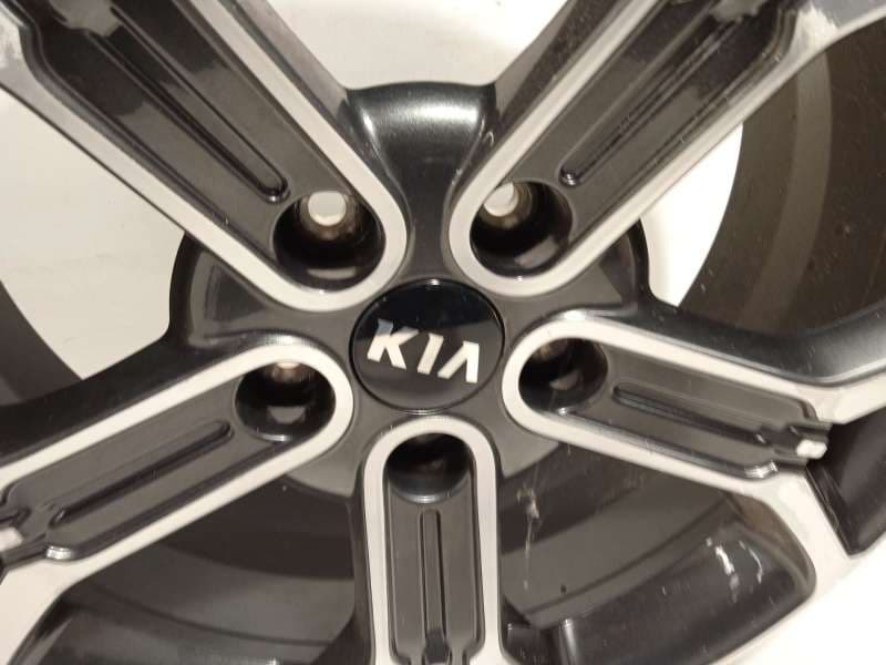 Recambio de llanta para kia xceed 1.4 tgdi cat referencia OEM IAM 52910J7800 4