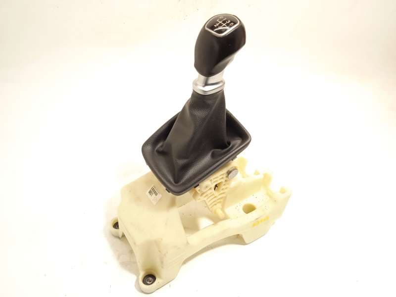 Recambio de palanca cambio para kia carens iv 1.7 crdi referencia OEM IAM 43700A4010 - Blanco
