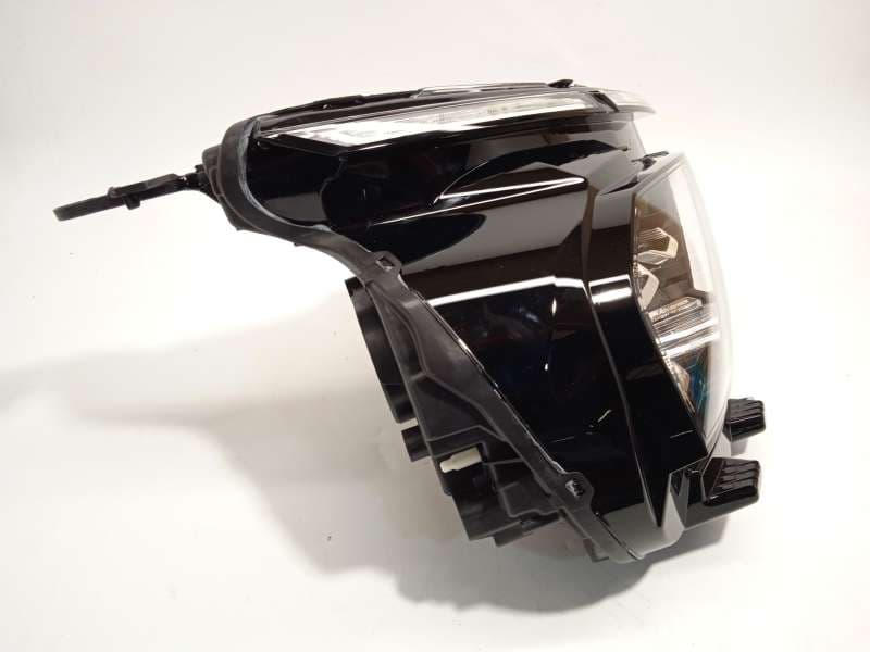 Recambio de faro derecho para citroën c4 iii 1.2 referencia OEM IAM 9830649280  73374698 4