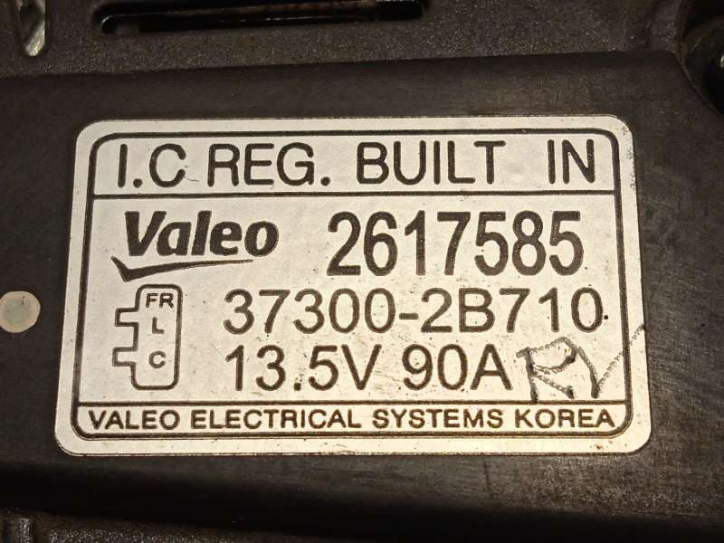 Recambio de alternador para kia venga (yn) 1.4 cvvt referencia OEM IAM 373002B710  2617585 - Blanco 5