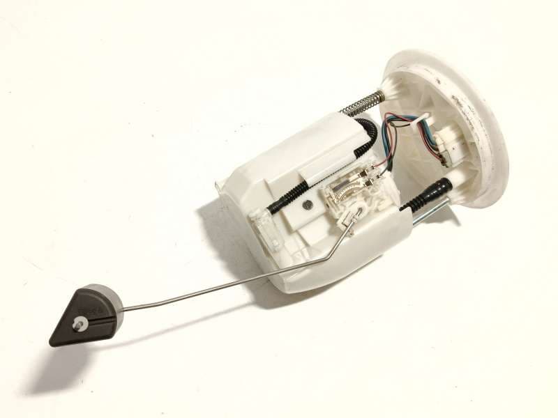 Recambio de bomba combustible para mazda 3 sedán (bm_, bn_) 2.0 referencia OEM IAM PEAR1335X 3