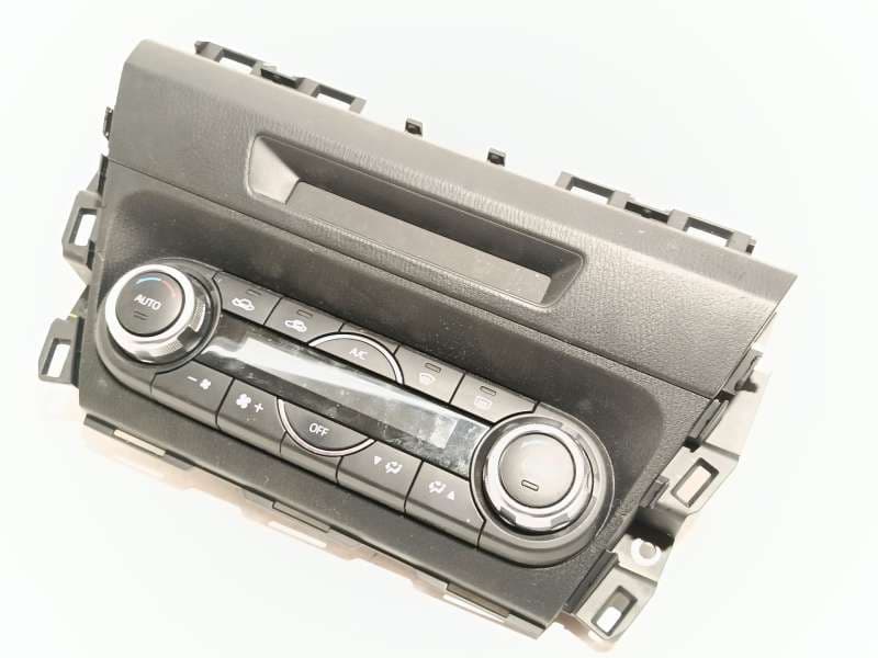 Recambio de mando climatizador para mazda 3 sedán (bm_, bn_) 2.0 referencia OEM IAM BAER61190C 2