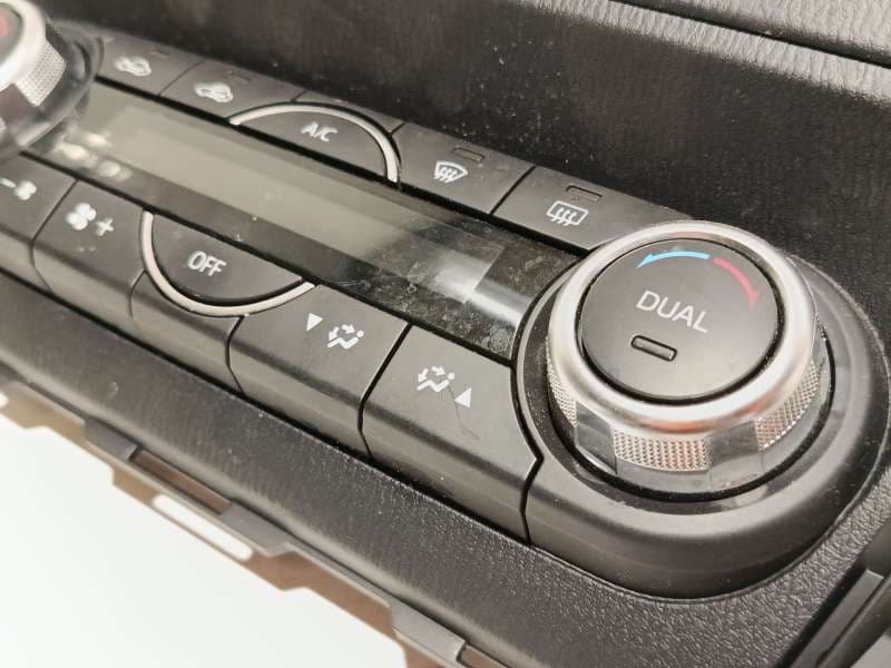Recambio de mando climatizador para mazda 3 sedán (bm_, bn_) 2.0 referencia OEM IAM BAER61190C 4