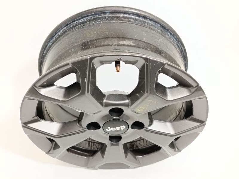 Recambio de llanta para jeep avenger referencia OEM IAM 52197380 - Negro 3