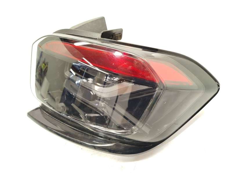 Recambio de piloto trasero derecho para jeep avenger referencia OEM IAM 52170736 - Negro