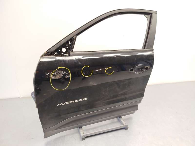 Recambio de puerta delantera izquierda para jeep avenger referencia OEM IAM 52169881 - Negro