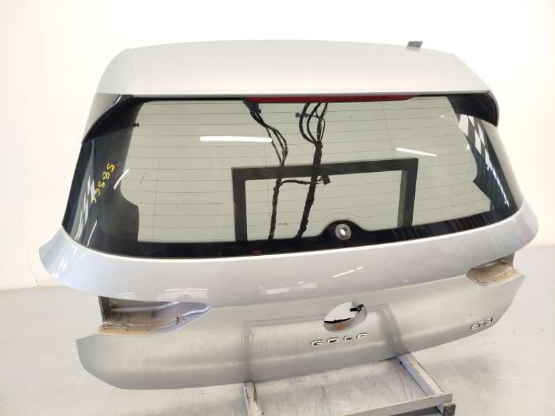 Recambio de porton trasero para volkswagen  golf viii 1.5 referencia OEM IAM 5H6827025D - Plata