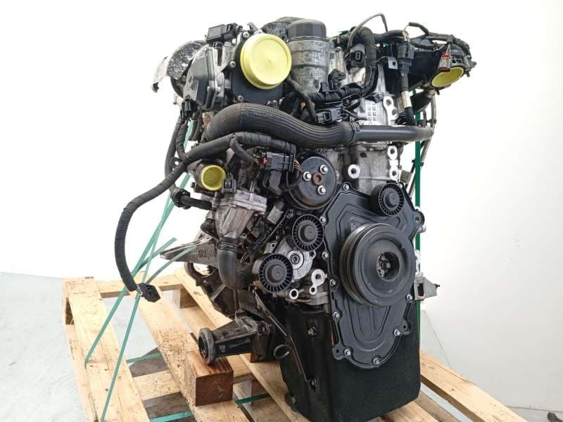 Recambio de despiece motor para jaguar f-pace (x761) 2.0 td4 awd referencia OEM IAM 204DTD - Blanco 4