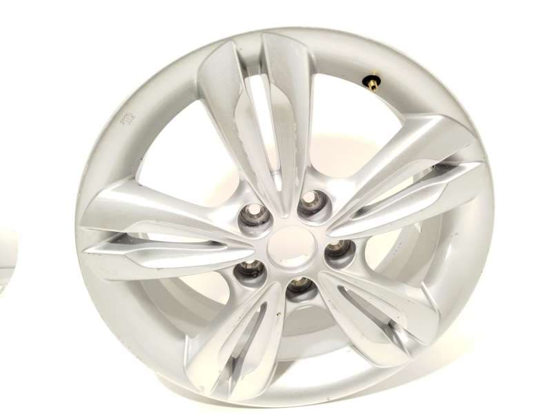 Recambio de llanta para hyundai ix35 (lm, el, elh) 1.7 crdi referencia OEM IAM 529102S200 - Negro 2
