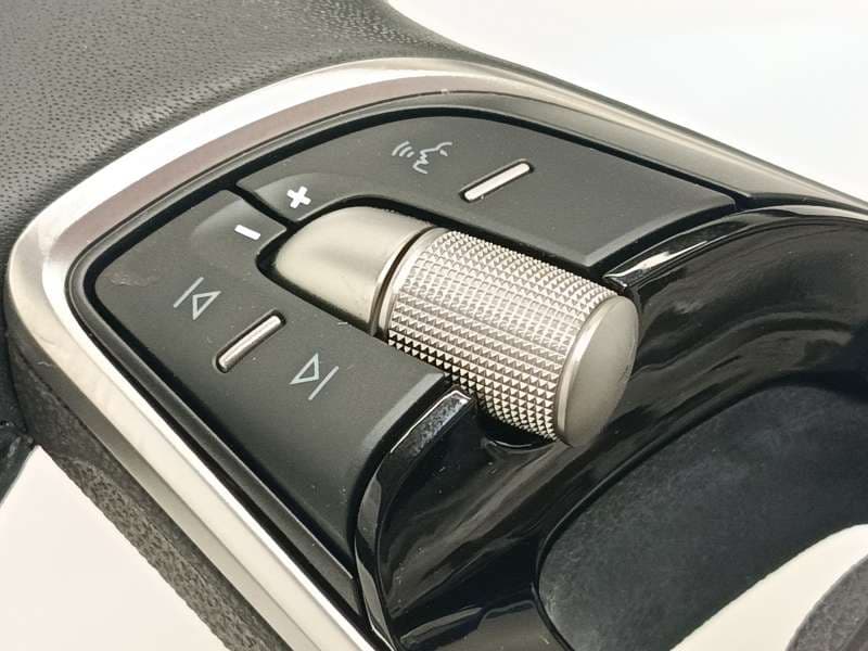 Recambio de volante para skoda kamiq (nw4) 1.0 tsi referencia OEM IAM 5E3419093DAKKI - Blanco 3