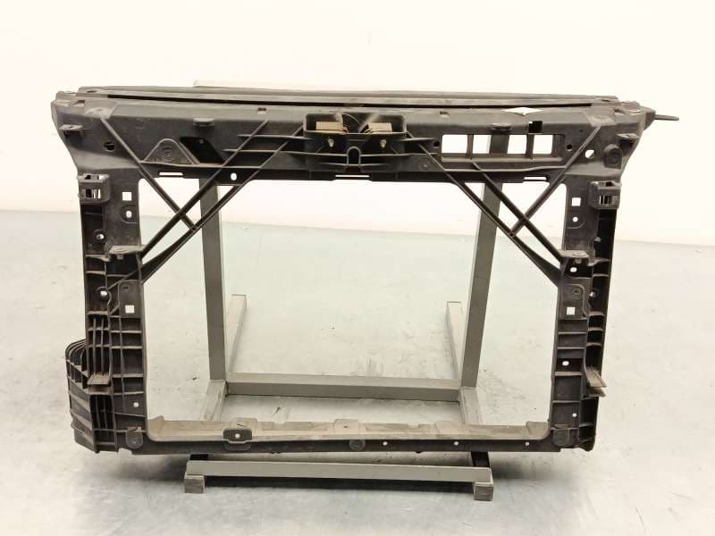Recambio de panel frontal para seat toledo iv (kg3) 1.6 tdi referencia OEM IAM 5JA805588R - Plata