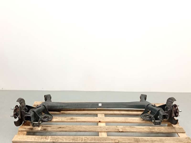 Recambio de puente trasero para kia stonic (yb) 1.2 cvvt referencia OEM IAM 55100H8510 - Azul