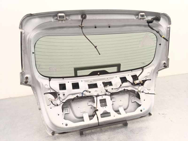 Recambio de porton trasero para kia venga (yn) 1.6 crdi 128 referencia OEM IAM 737001P000 - Blanco 4