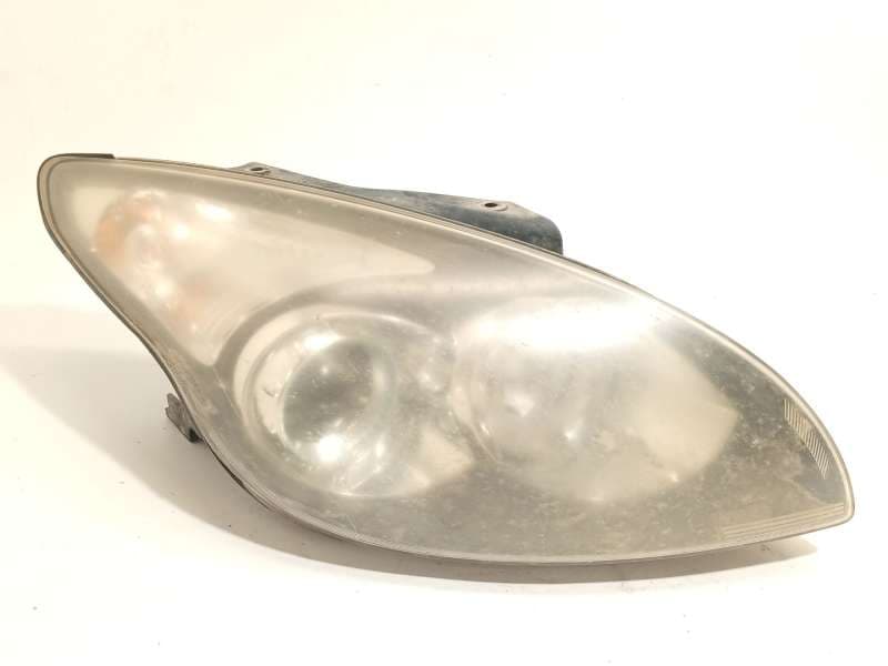 Recambio de faro derecho para hyundai i30 (fd) 1.4 referencia OEM IAM 921022R000 - Gris
