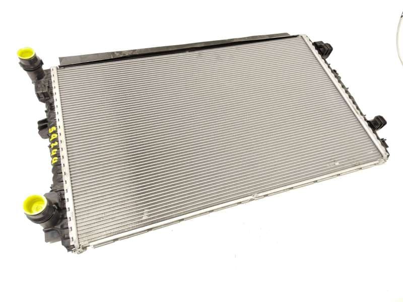 Recambio de radiador agua para seat ateca (kh7, khp) 1.5 tsi referencia OEM IAM 5WA121251C - Gris