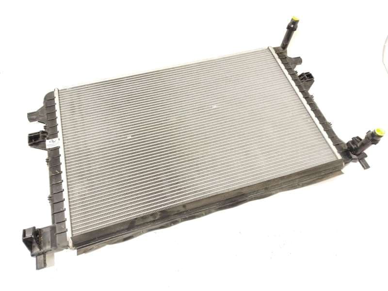 Recambio de radiador agua para seat ateca (kh7, khp) 1.5 tsi referencia OEM IAM 5Q0121251HS - Gris