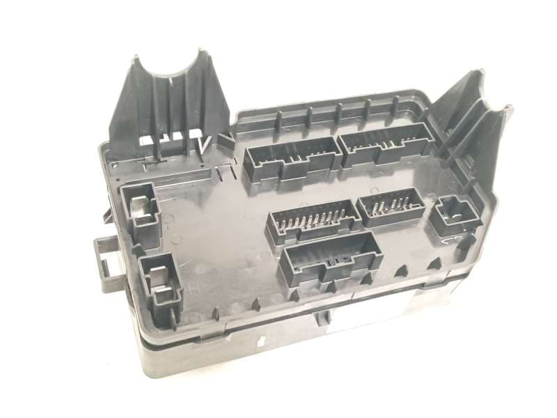 Recambio de caja reles / fusibles para mg zs suv (azs1) 1.5 vti referencia OEM IAM 10837496 - Rojo 3