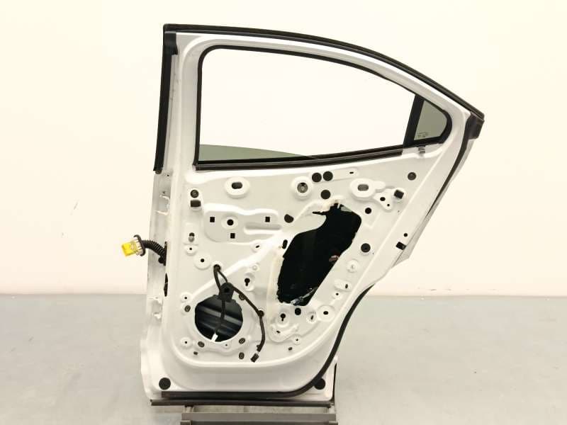 Recambio de puerta trasera derecha para opel mokka 1.2 (76) referencia OEM IAM 9837506480 7