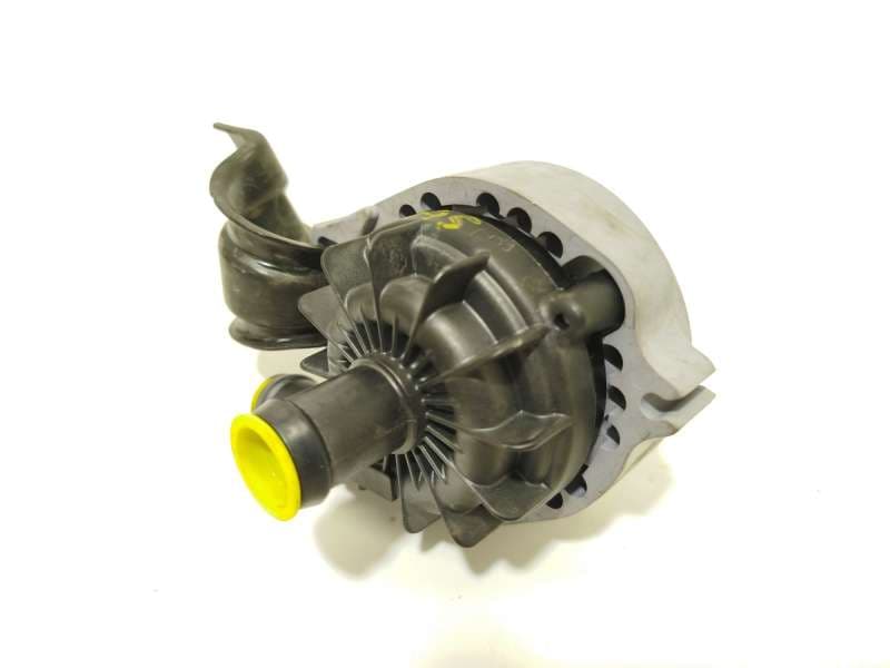 Recambio de bomba agua para cupra eboost born referencia OEM IAM 1EA965567P - Gris