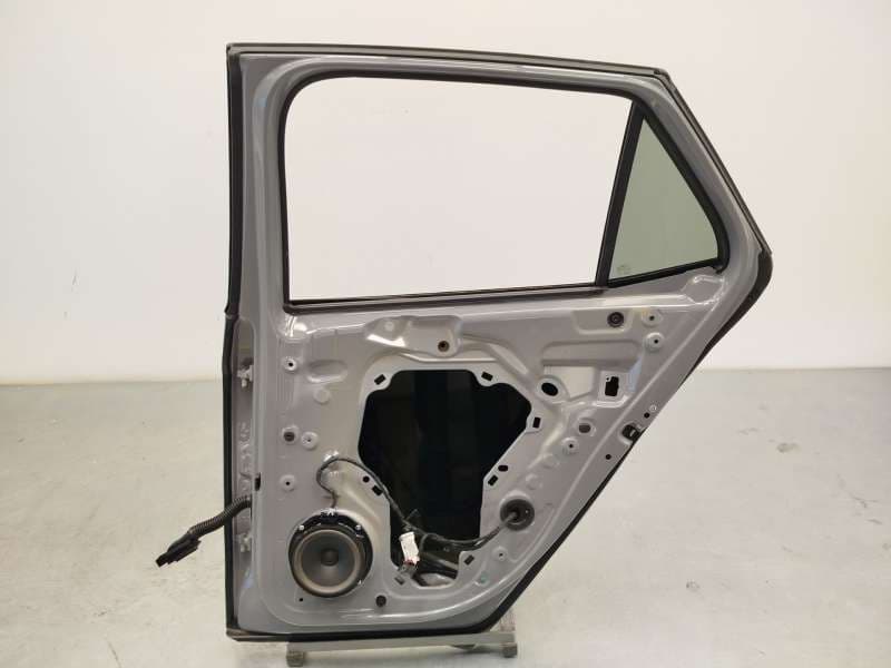 Recambio de puerta trasera derecha para cupra eboost born referencia OEM IAM 10A833056G - Gris 5
