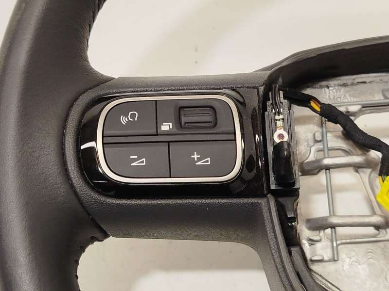 Recambio de volante para citroën c3 iii (sx) 1.2 thp 110 referencia OEM IAM 98164326ZD - Negro 4