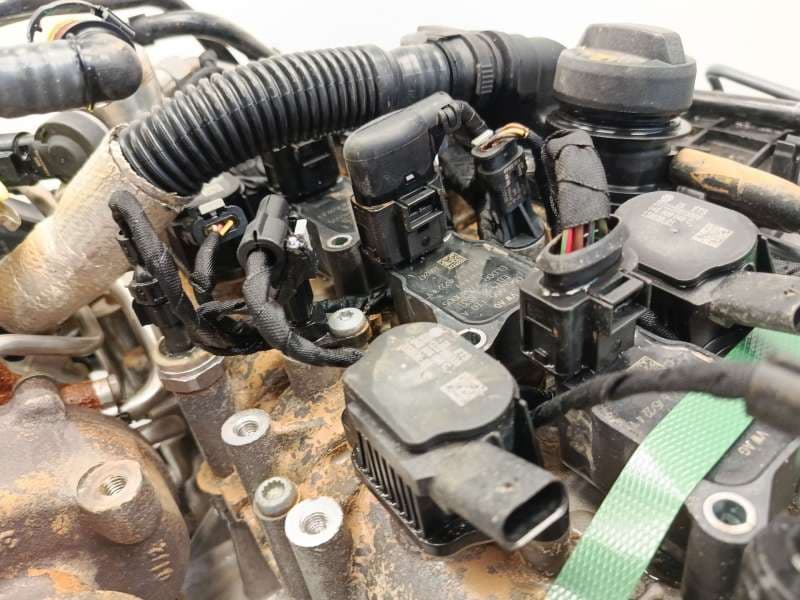 Recambio de despiece motor para volkswagen tiguan (ad1, ax1) 1.5 tsi referencia OEM IAM DXD 6