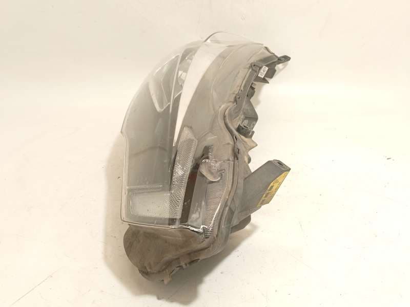Recambio de faro derecho para nissan micra v (k14) 1.5 dci referencia OEM IAM 260105FA0A - Azul 3