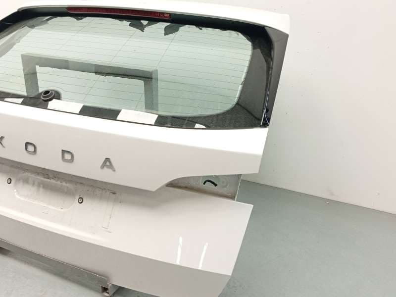 Recambio de porton trasero para skoda kamiq (nw4) 1.0 tsi referencia OEM IAM 658827023B - Blanco 3