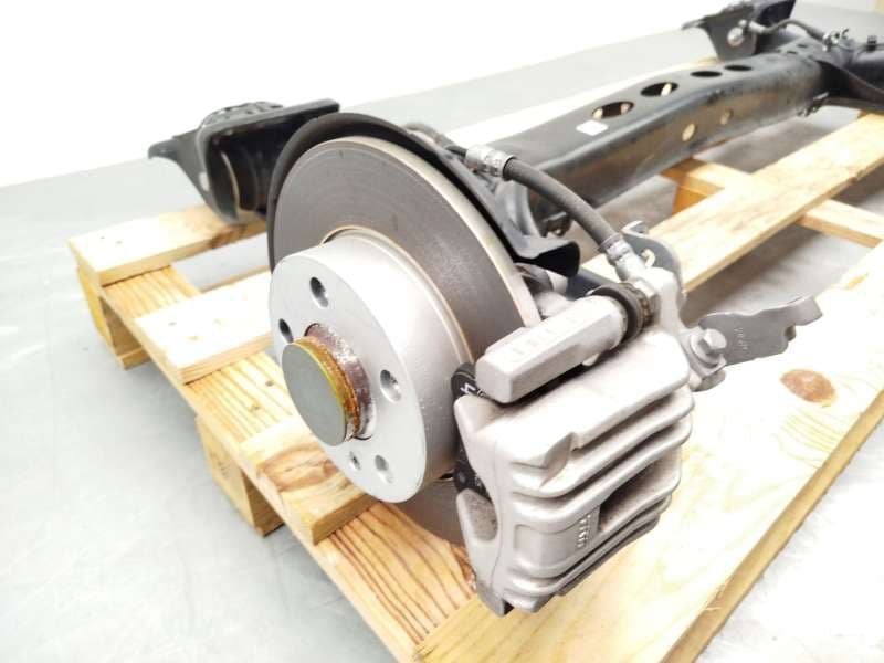 Recambio de puente trasero para skoda kamiq (nw4) 1.0 tsi referencia OEM IAM 2Q0501053CM - Blanco 4