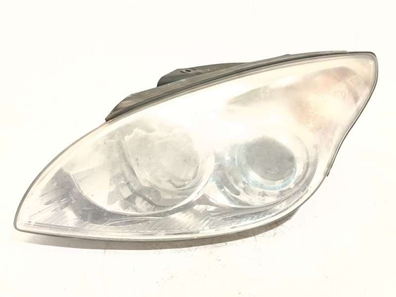 Recambio de faro izquierdo para hyundai i30 (fd) 1.6 crdi referencia OEM IAM 921012L120 - Blanco