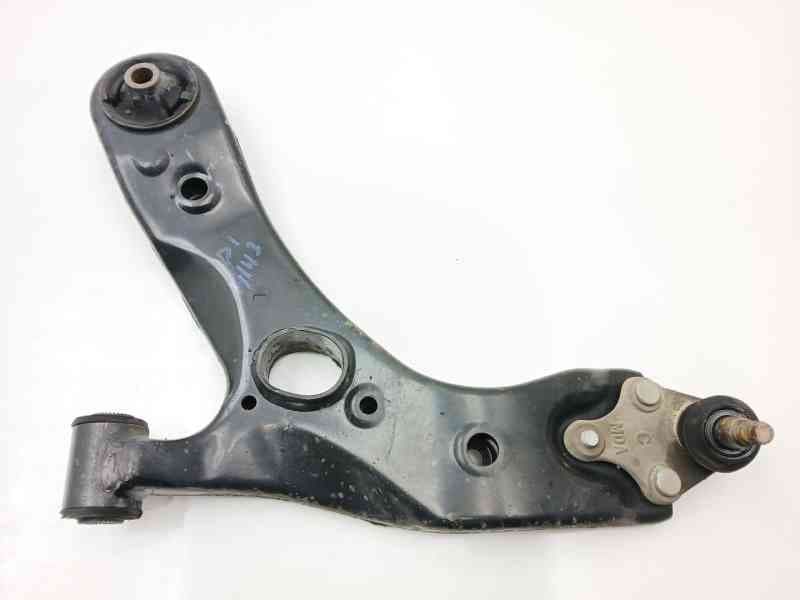 Recambio de brazo suspension inferior delantero izquierdo para toyota auris station wagon (_e18_) 1.8 hybrid (zwe186_) referenci