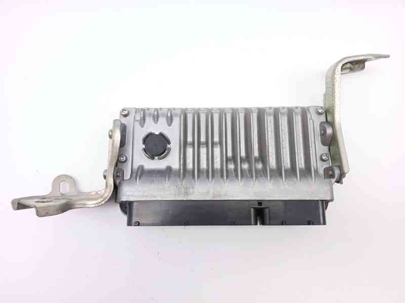 Recambio de centralita motor uce para toyota auris station wagon (_e18_) 1.8 hybrid (zwe186_) referencia OEM IAM 896610ZM30 MB27
