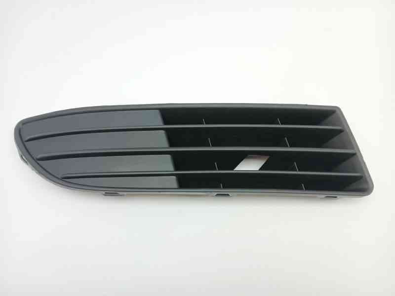 Recambio de rejilla paragolpes derecha para volkswagen polo iv (9n_, 9a_) 1.4 tdi referencia OEM IAM 22325535 HFVG11058C1