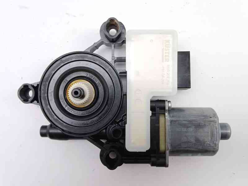 Recambio de motor elevalunas trasero derecho para audi a1 sportback (gba) 30 tfsi referencia OEM IAM 5Q0959812D 5Q0959812D