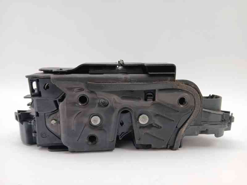 Recambio de cerradura puerta delantera izquierda para volkswagen golf viii (cd1, da1) 2.0 tdi referencia OEM IAM 5TB837015C 5TB8