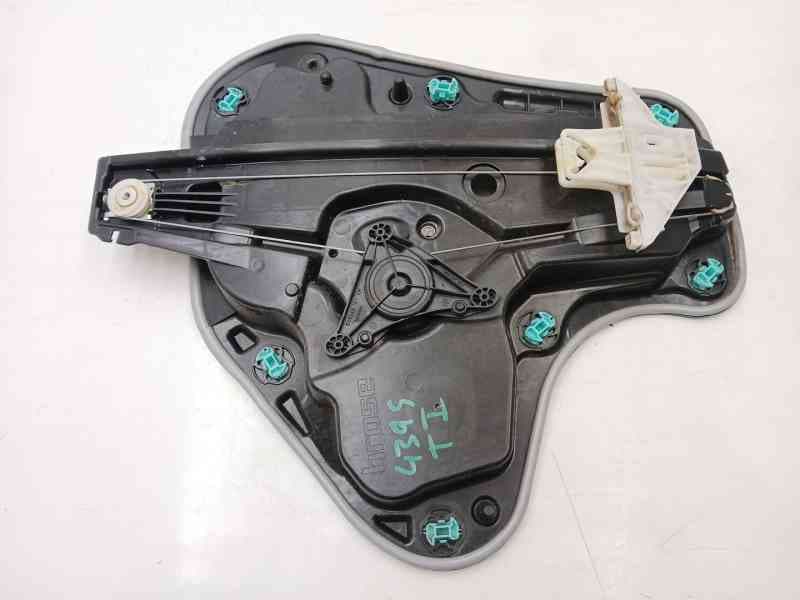Recambio de elevalunas trasero izquierdo para volkswagen golf viii (cd1, da1) 2.0 tdi referencia OEM IAM 5H0839401F 5H0839401F