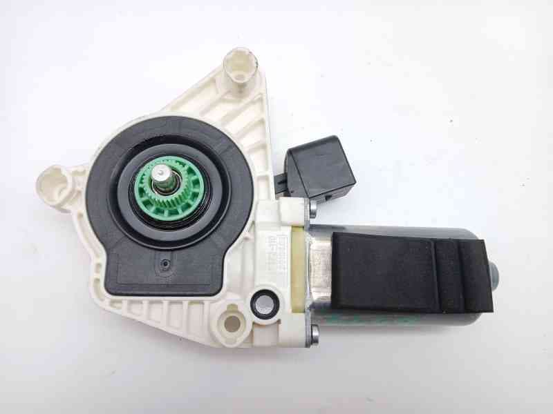 Recambio de motor elevalunas delantero derecho para mercedes-benz cla shooting brake (x117) cla 220 cdi / d (117.903) referencia