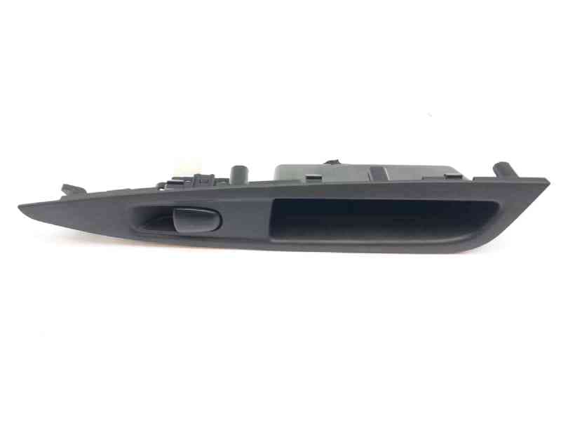 Recambio de mando elevalunas trasero derecho para nissan qashqai (j11) black edition referencia OEM IAM 829604EA0AX