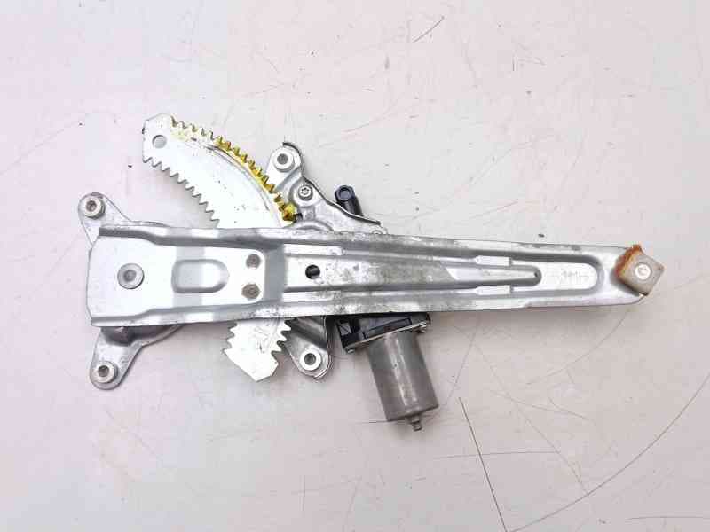 Recambio de elevalunas trasero derecho para suzuki sx4 s-cross (jy) 1.4 t (akk 414) referencia OEM IAM 2621005680 8353061M00