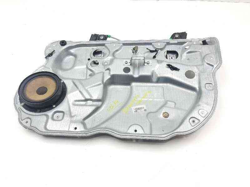 Recambio de elevalunas delantero derecho para volkswagen polo (9n3) advance referencia OEM IAM 600837138 04837756 - Negro