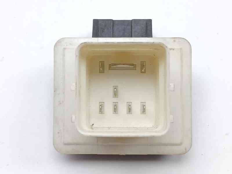 Recambio de caja precalentamiento para renault express furgón/monospace 1.5 blue dci 95 (f6ab) referencia OEM IAM A6089000200 11