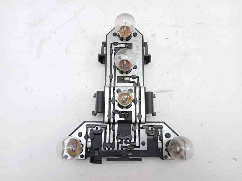 Recambio de piloto trasero izquierdo para volkswagen golf iv (1j1) 1.6 referencia OEM IAM 1J6945257 1J6945257