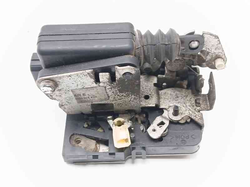 Recambio de cerradura puerta trasera izquierda para dacia duster (hs_) 1.5 dci referencia OEM IAM 825030283R